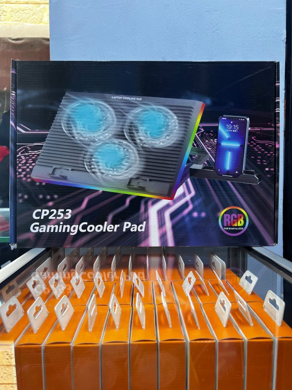 CP253 Gaming Cooler Pad front